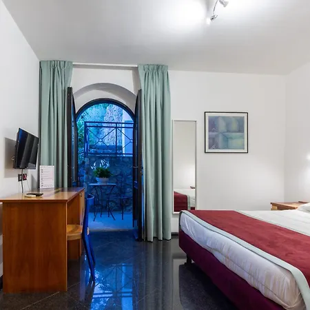 La Ventana 3*