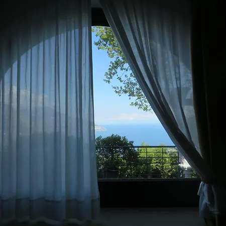 La Ventana Bed & Breakfast