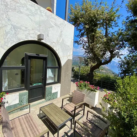 La Ventana Bed and Breakfast