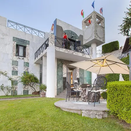 La Ventana Bed and Breakfast