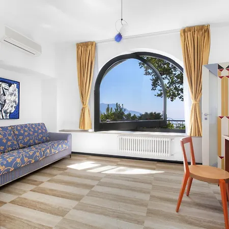 Bed and Breakfast La Ventana 4*